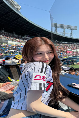 Sana's Game Day Vibes! ⚾✨