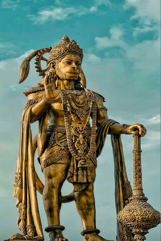 Majestic Statue of Lord Hanuman 🐒✨