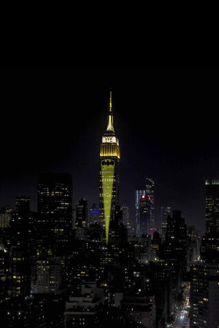 Empire State Building Shining Bright 🌟