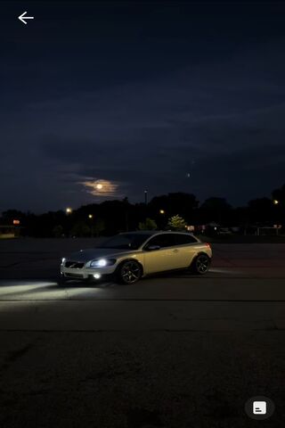 Moonlit Elegance: The V..