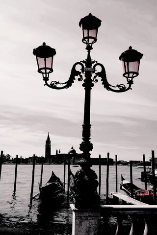 Enchanted Venice: A Tim..
