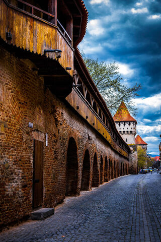 Enchanted Streets of Nu..