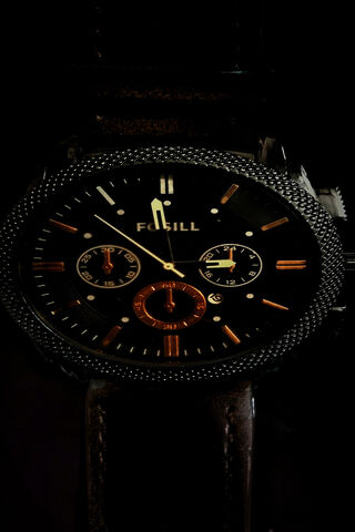 Timeless Elegance: Foss..
