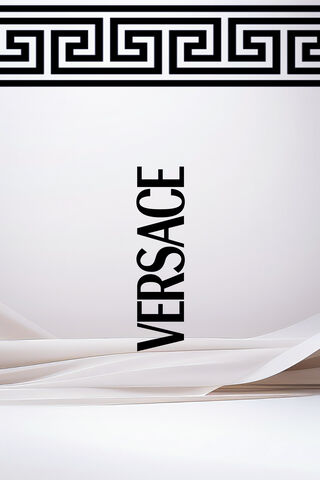 Elegant Versace Design ✨