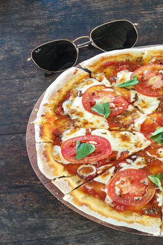 Asthetic Pizza