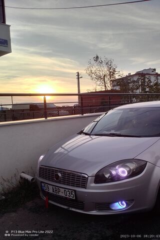 Sunset Drive 🌅🚗