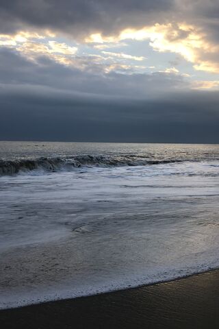 Serene Ocean Waves 🌊✨