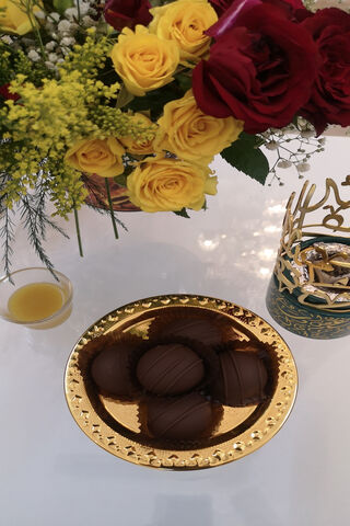 Sweet Delights and Flor..