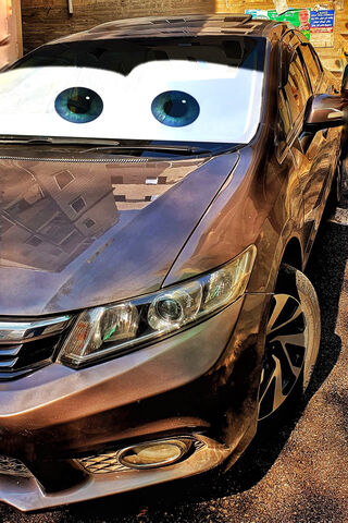 Car with a Fun Twist! 🚗👀
