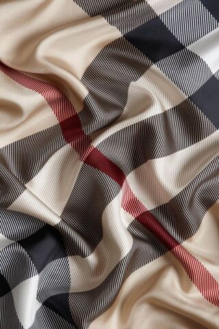 Elegant Checkered Fabric 🧵✨