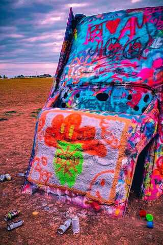 Grafitti Cadillac