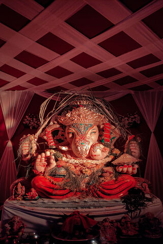 Divine Celebration of Ganesh Chaturthi 🎉