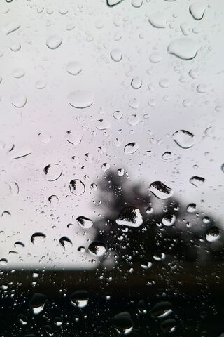 Raindrops on a Window 🌧️