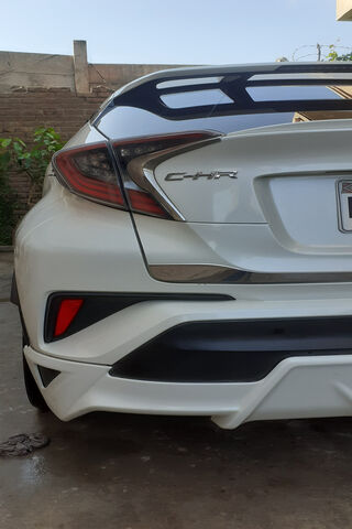 Sleek White Crossover