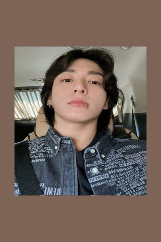 Stylish Selfie Vibes ✨