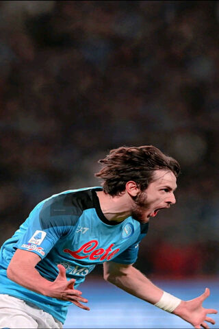 Khvicha Kvaratskhelia: The Rising Star of Napoli ⚽✨