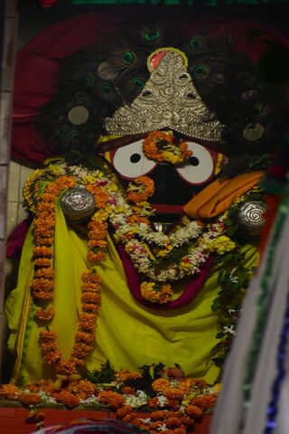 Divine Presence: The Es..