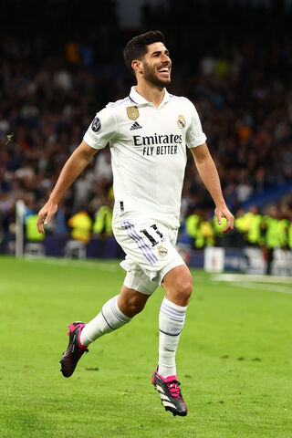 Joyful Victory on the Field! ⚽🎉