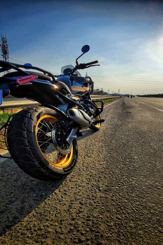 Ride the Horizon: New Himalayan 452 Adventure Awaits! 🏍️🌄