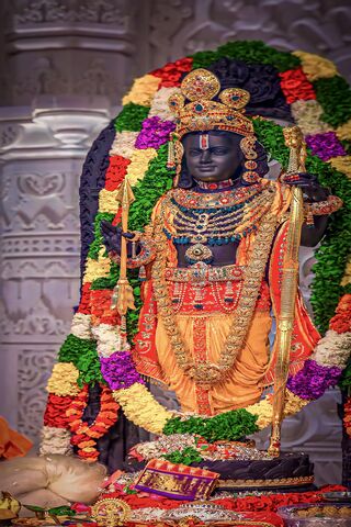 Divine Elegance: The Idol of Lord Rama 🌺✨