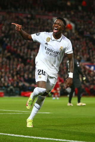 Vinícius Júnior Celebrates a Stunning Goal! ⚽🎉