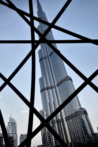 A Glimpse of Grandeur: ..