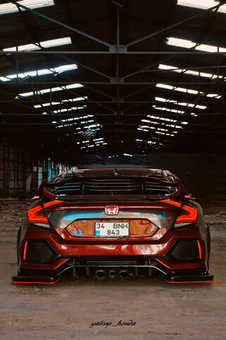 Sleek Power: The Honda ..