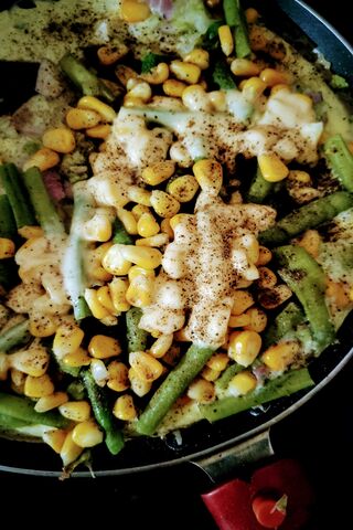 Colorful Veggie Medley Stir-Fry 🌽🥦