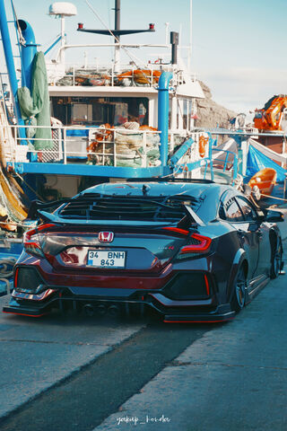 Sleek Power by the Harb..