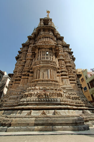 Majestic Temple Archite..