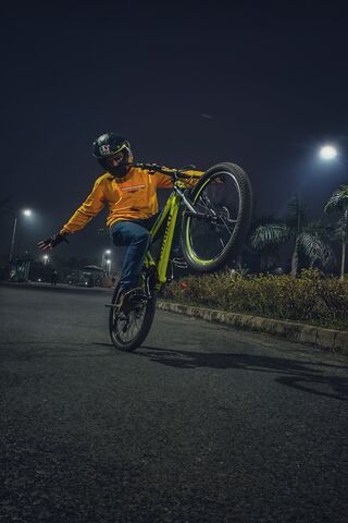 Nighttime Wheelie Adven..