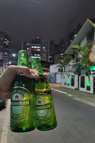 Cheers to the Night! 🍻🌃