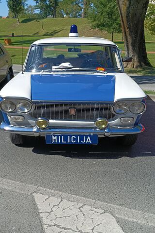 Classic Police Car 🚓✨