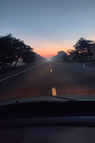 Serene Dawn Drive 🌅🚗
