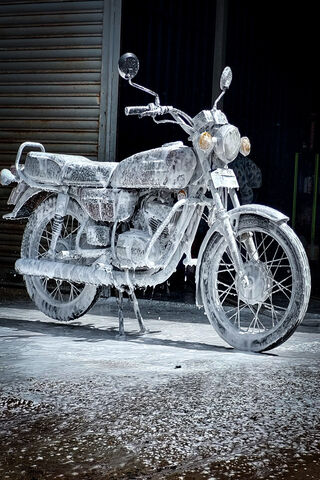 Foamy Motorcycle Shine! 🏍️✨