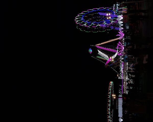 🎡 Nighttime Carnival M..