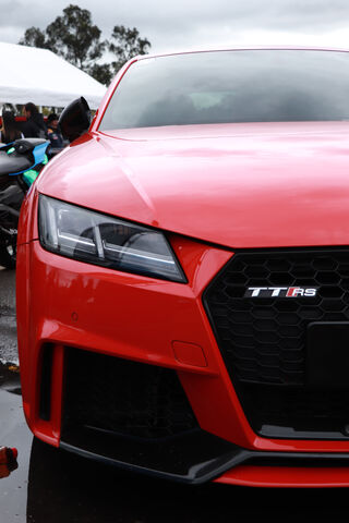 Sleek Power: The Audi T..