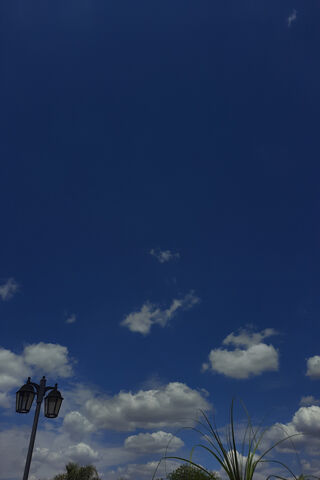 Serene Blue Sky 🌤️