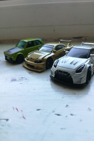 Miniature Racing Legends 🏎️✨