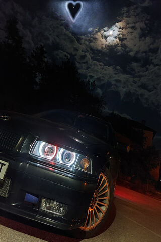 Moonlit Ride 🌙🚗