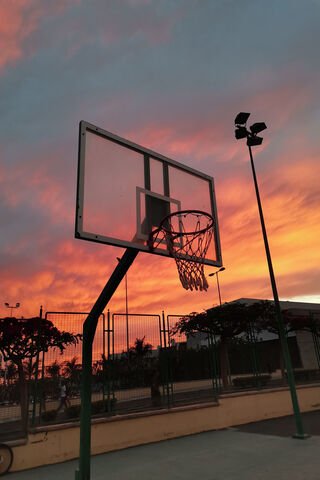 Sunset Hoops 🌅🏀