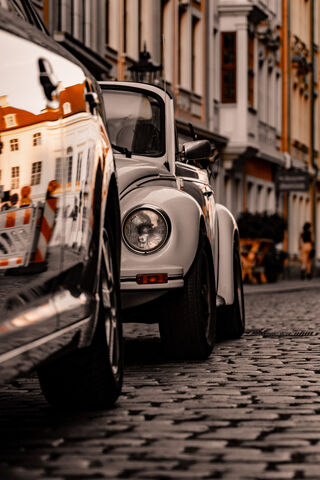 Charming Streets and Cl..