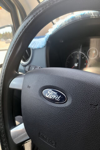 Inside a Ford: A Driver..