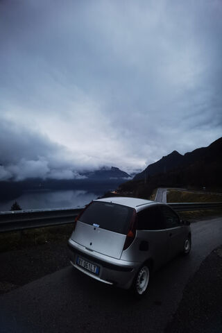 Scenic Drive by the Lak..