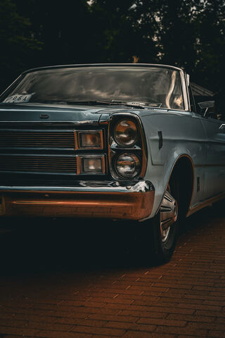 Cruising Through Time: The Galaxie Experience 🚗✨