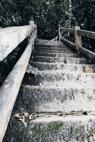 Goldvibe Stairs