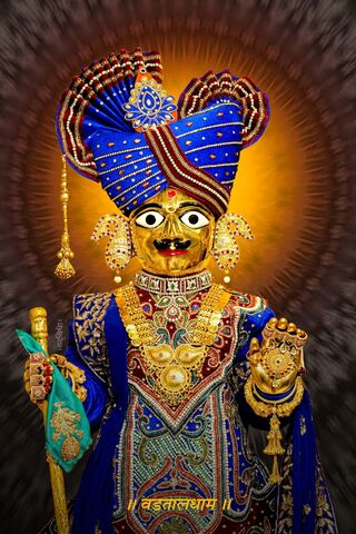 Divine Splendor: The Ma..