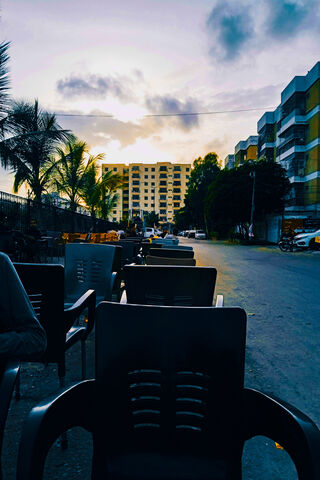 Evening Vibes on the St..