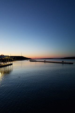 Serene Sunset Over the Water 🌅