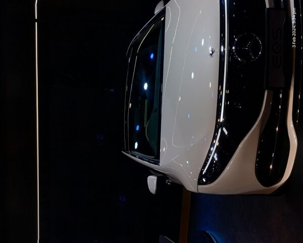 Sleek Elegance: The Mer..